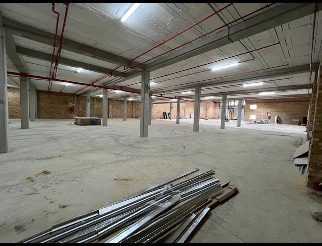 2,317M² WAREHOUSE FOR SALE IN MULDERSDRIFT